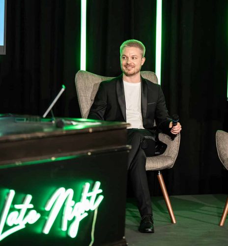 SUMMIT AND AUTUMN WEEK